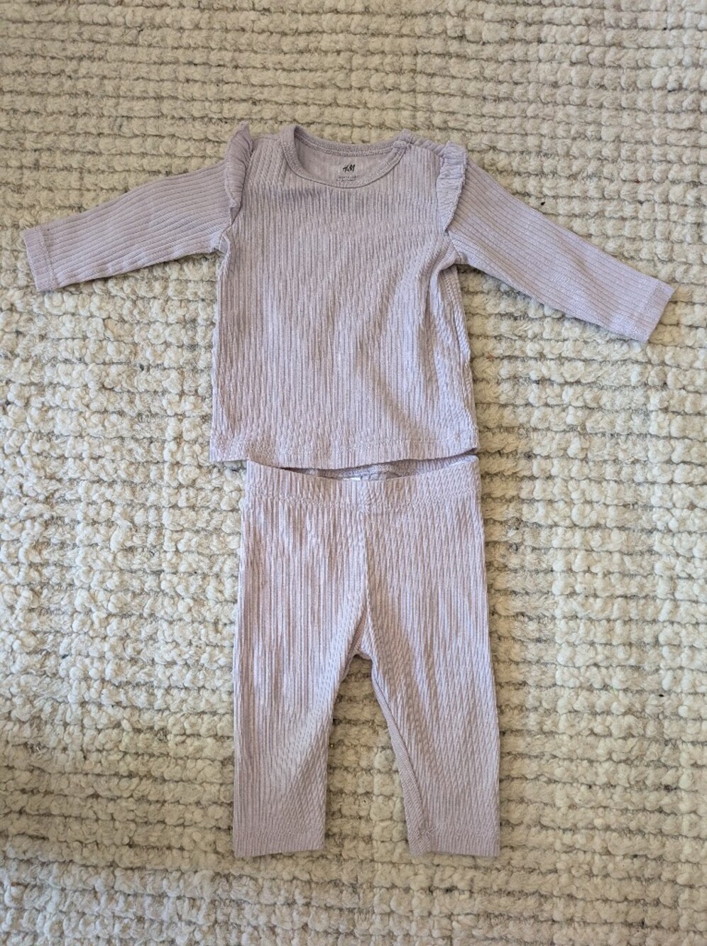 H&M Lilac Ribbed Set with Ruffle Shoulders